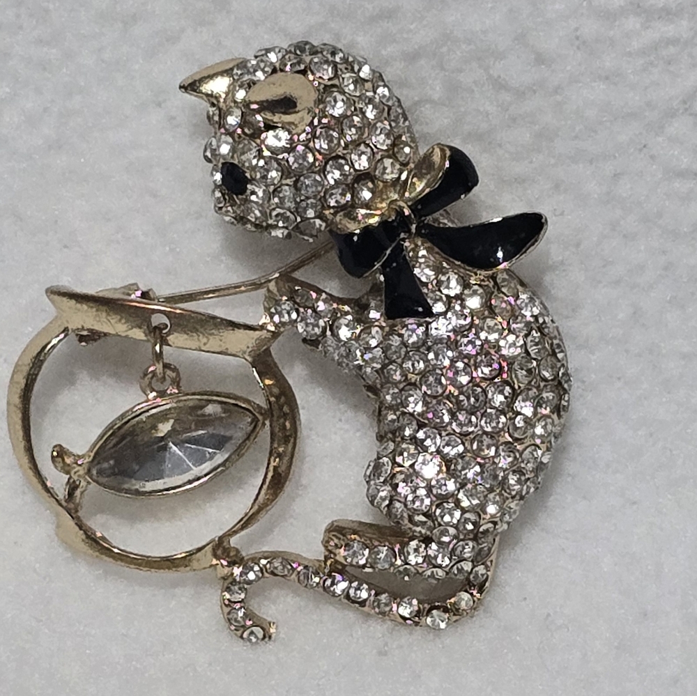 Rhinestone Curious Kitty Cat Fish bowl Brooch